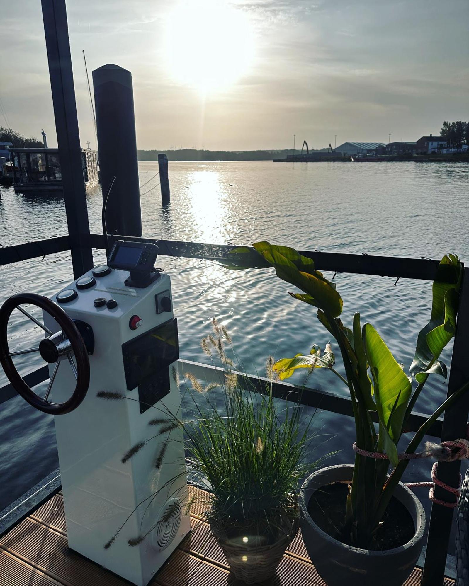 Apartmán Premium Hausboot Trave Traum Lübeck Exteriér fotografie