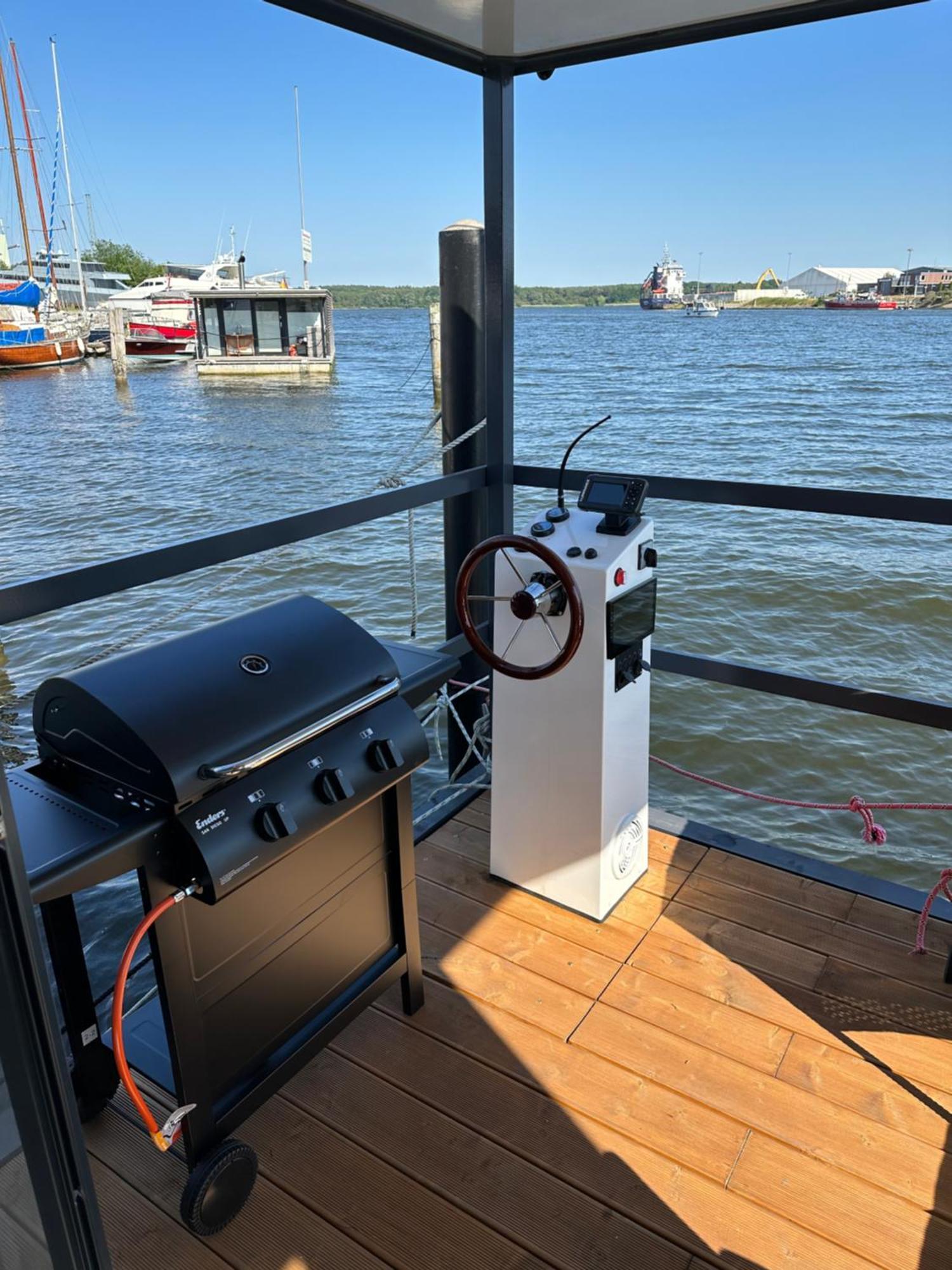 Apartmán Premium Hausboot Trave Traum Lübeck Exteriér fotografie